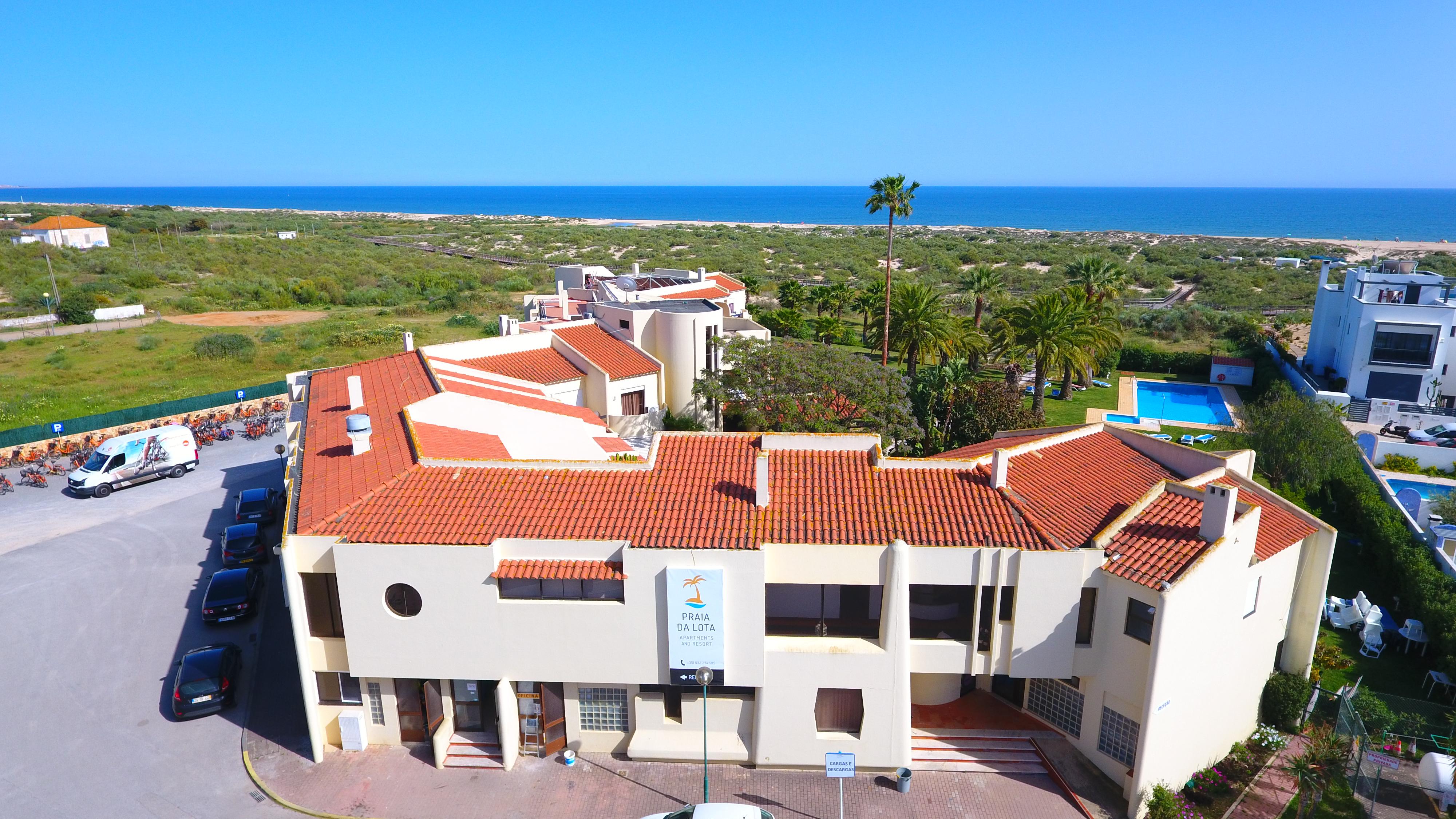 Praia Da Lota Resort - Beachfront Hotel Manta Rota Luaran gambar